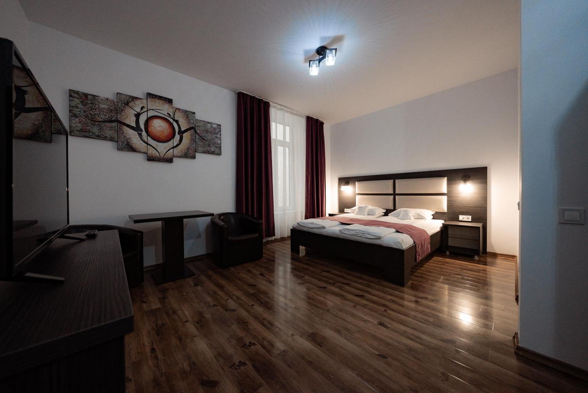 Hotel Quantum House Vatra Dornei Exteriér fotografie
