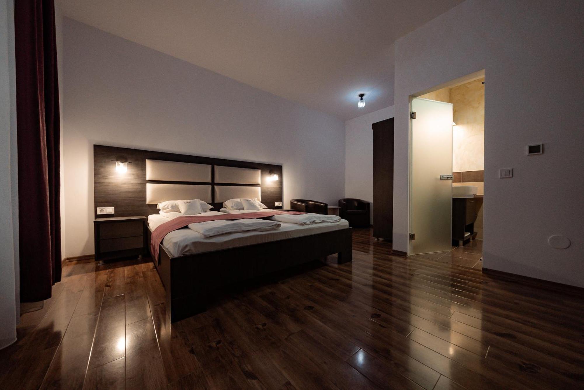 Hotel Quantum House Vatra Dornei Exteriér fotografie