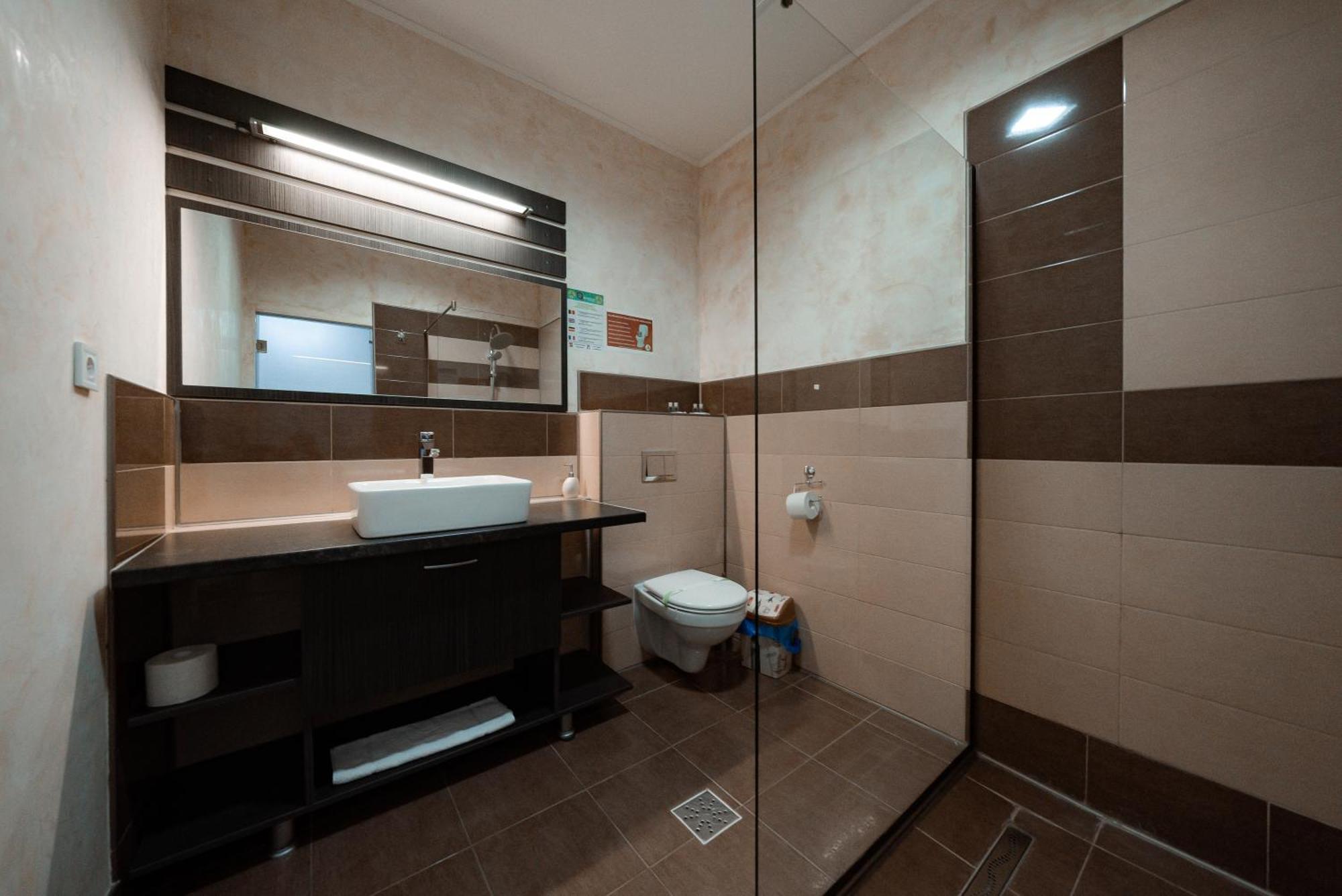 Hotel Quantum House Vatra Dornei Exteriér fotografie