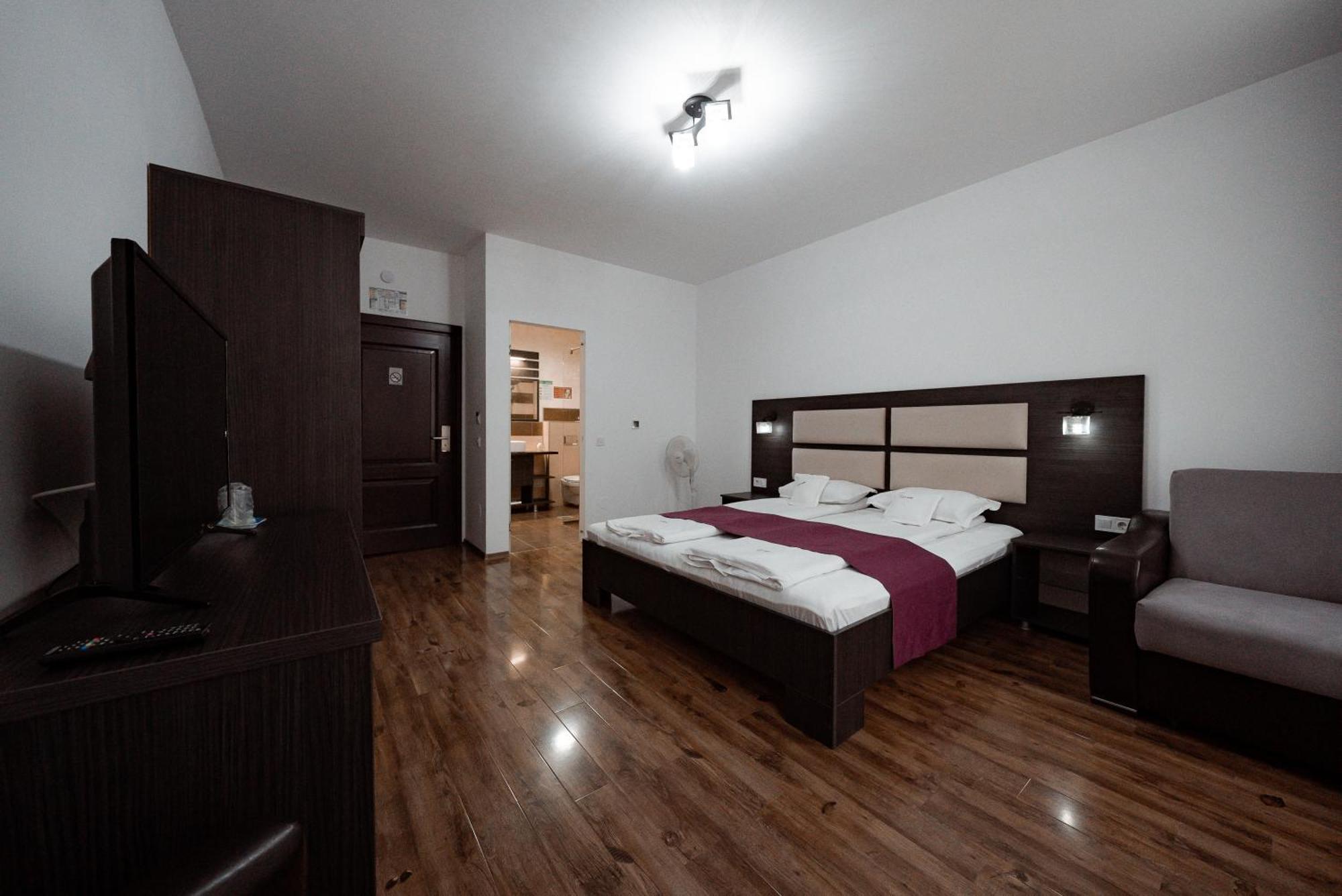 Hotel Quantum House Vatra Dornei Exteriér fotografie