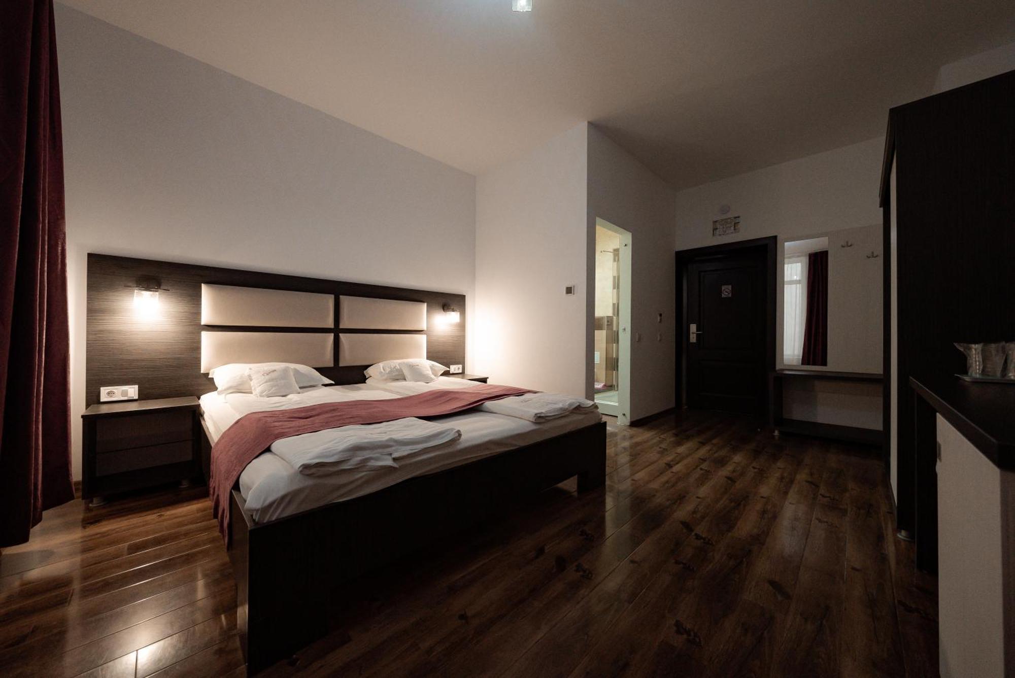Hotel Quantum House Vatra Dornei Exteriér fotografie