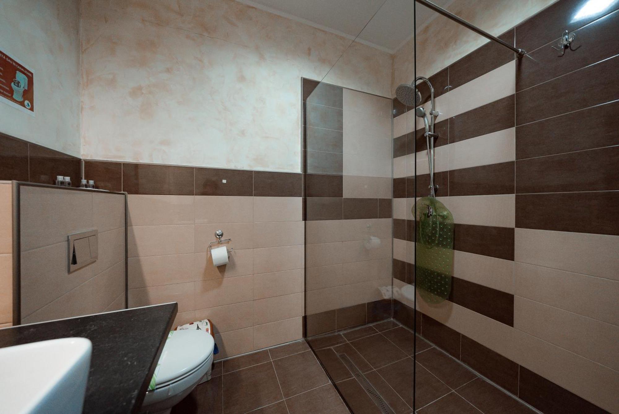 Hotel Quantum House Vatra Dornei Exteriér fotografie