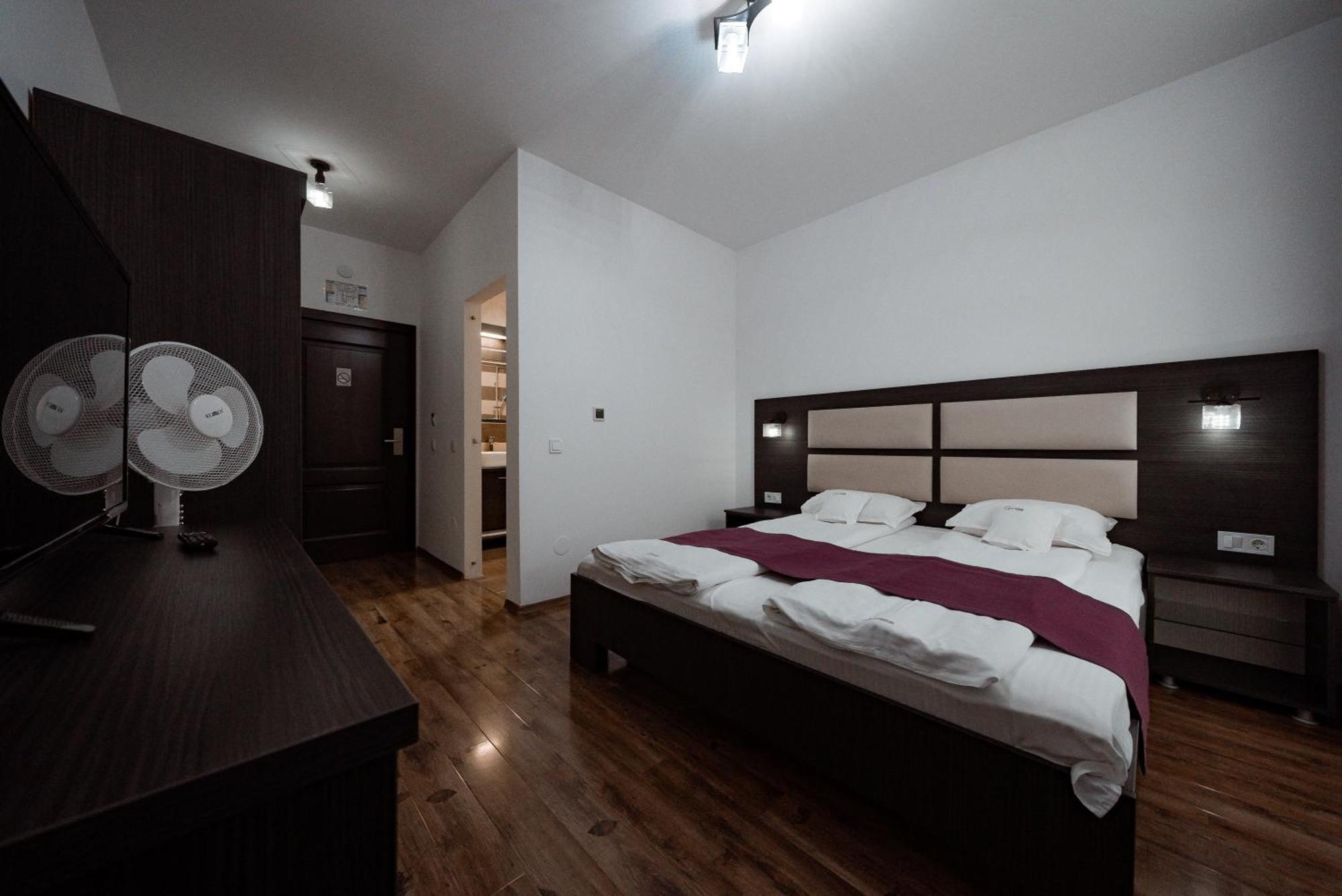 Hotel Quantum House Vatra Dornei Exteriér fotografie