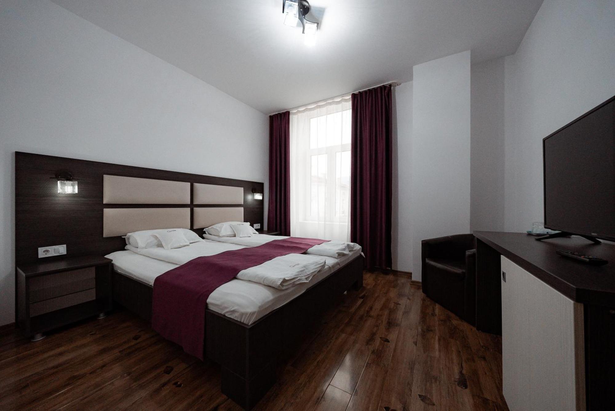 Hotel Quantum House Vatra Dornei Exteriér fotografie